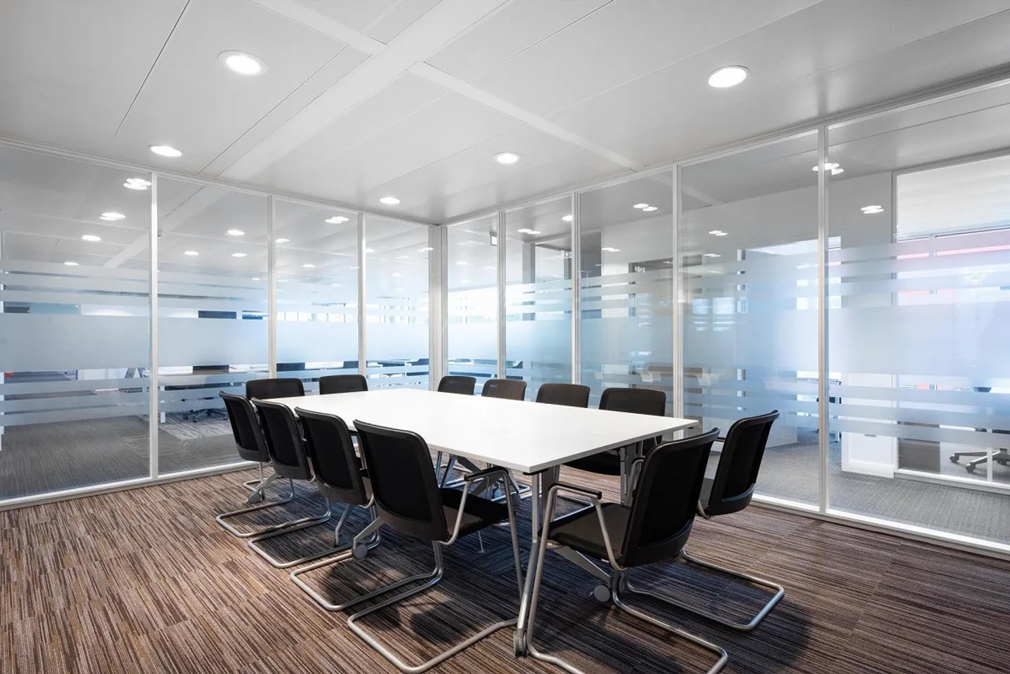 Privater Büroraum für 2 Personen bei Regus Station Lakeside - Foto 5 von 7