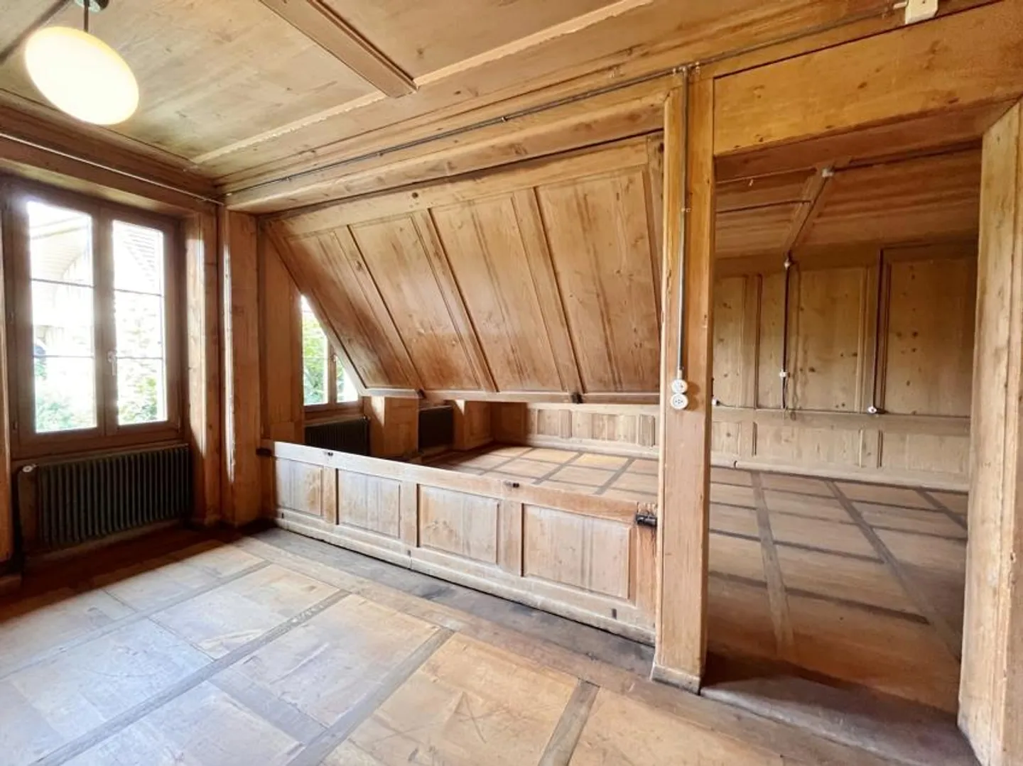 Large residential building / former restaurant with Spycher - Photo 12 of 27