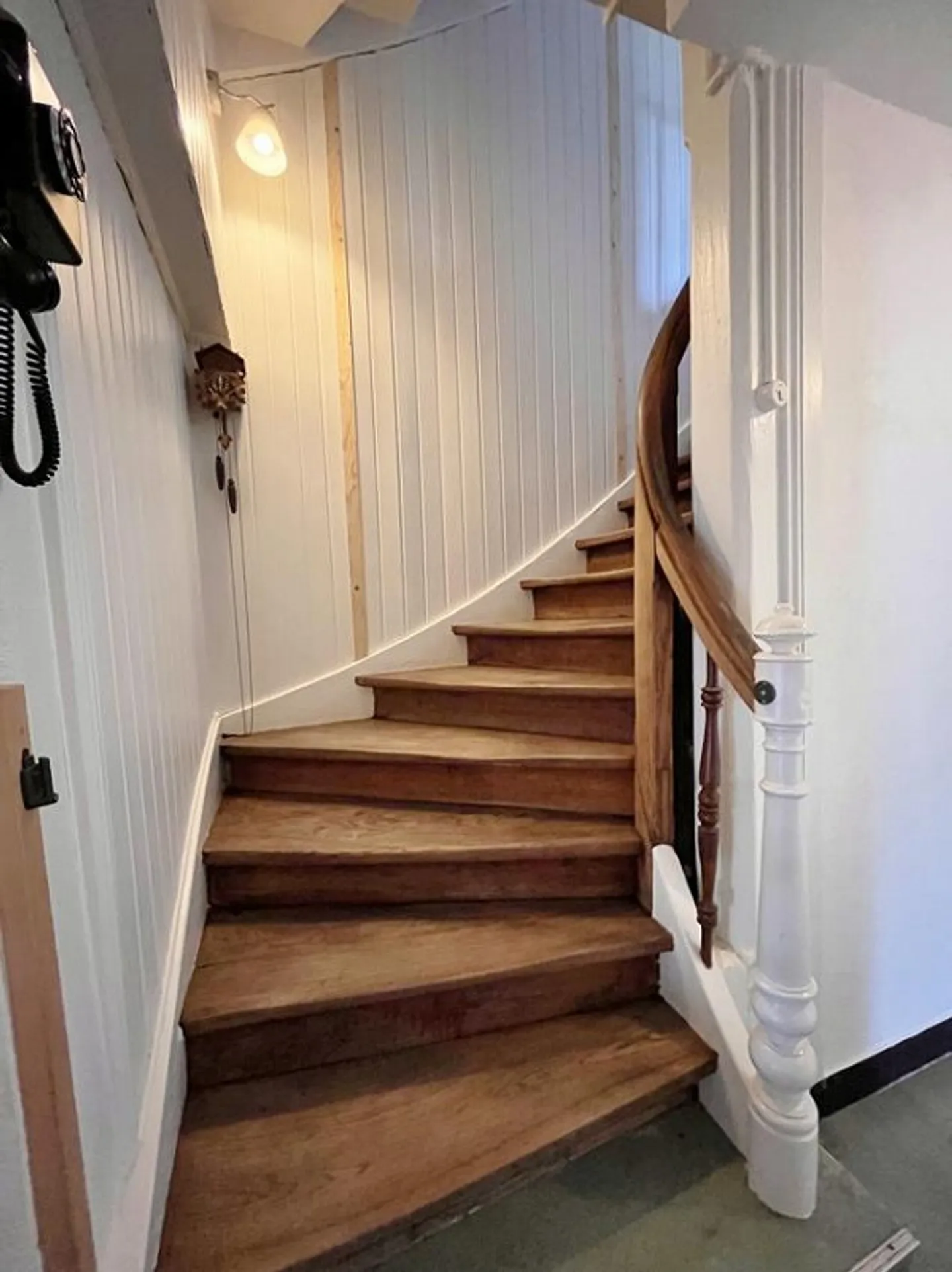 Large residential building / former restaurant with Spycher - Photo 8 of 27