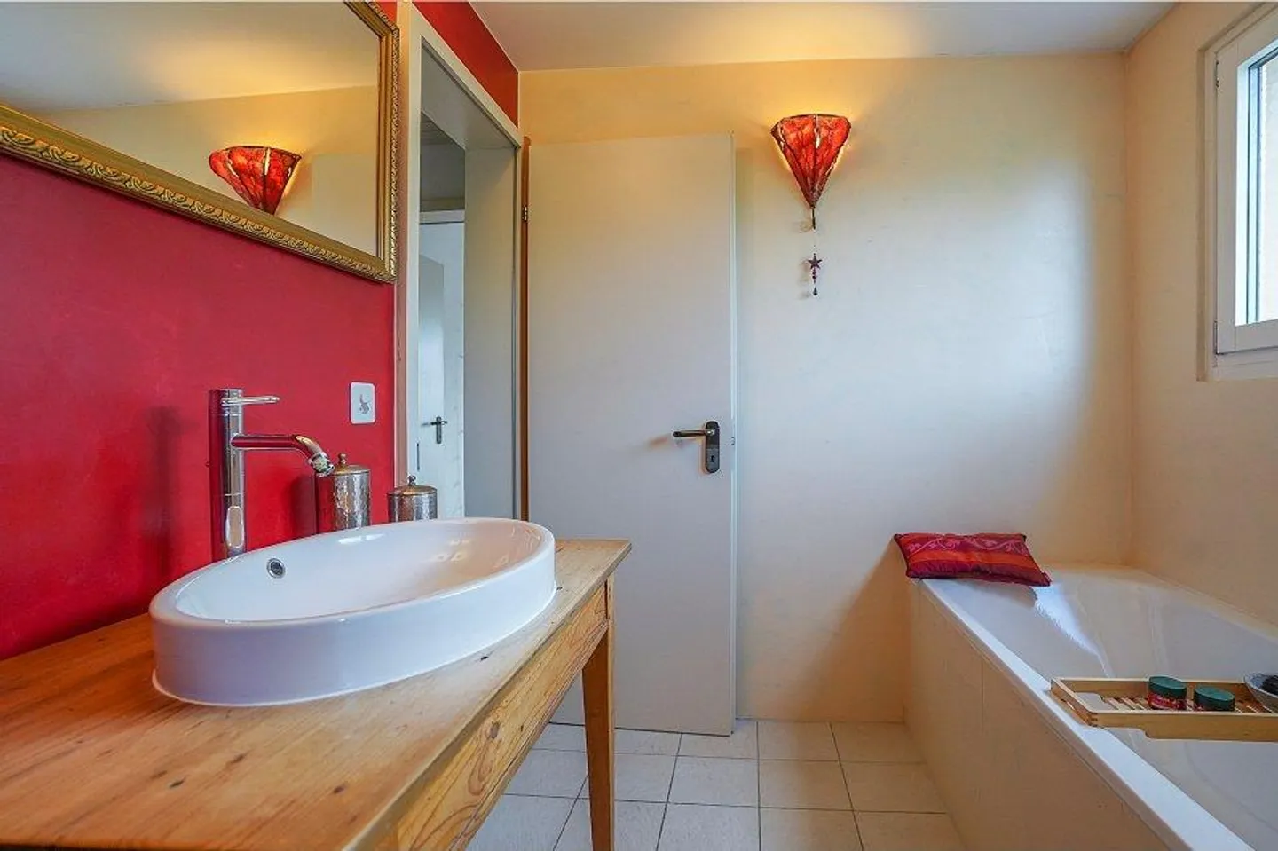 Elegante casa unifamiliare in un ambiente verde - Foto 10 di 13