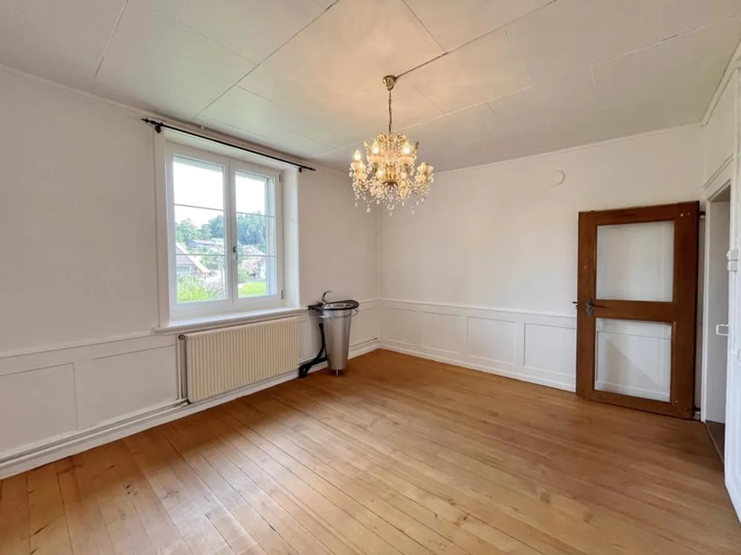 Large residential building / former restaurant with Spycher - Photo 15 of 27