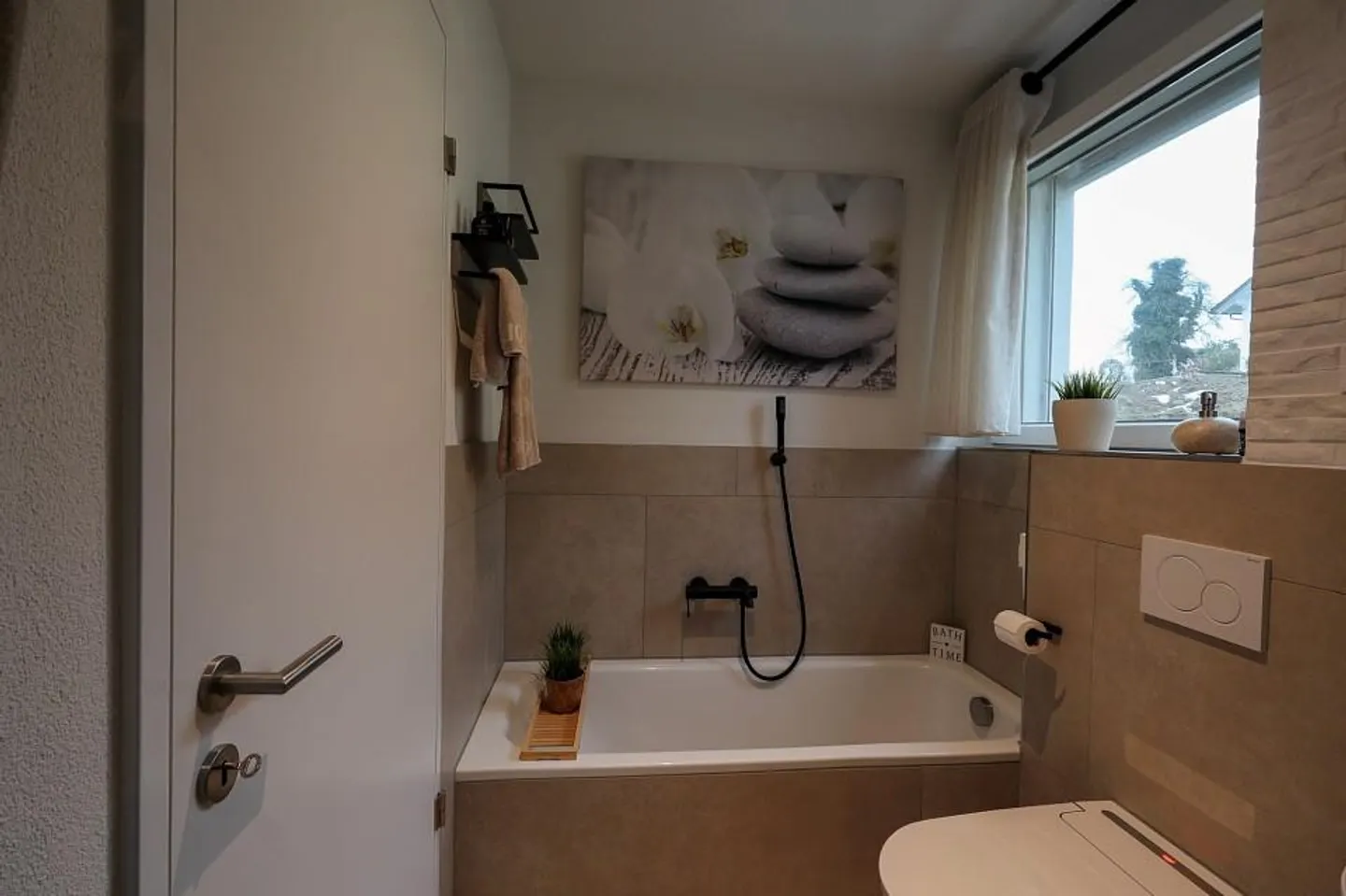 Maison jumelée moderne de 5,5 pièces - Photo 13 sur 13