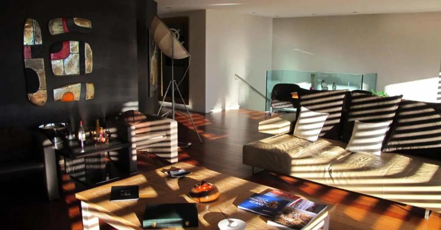 PRÄCHTIGE 4-ZIMMER-WOHNUNG MIT PANORAMABLICK IN LUTRY - Foto 7 von 13