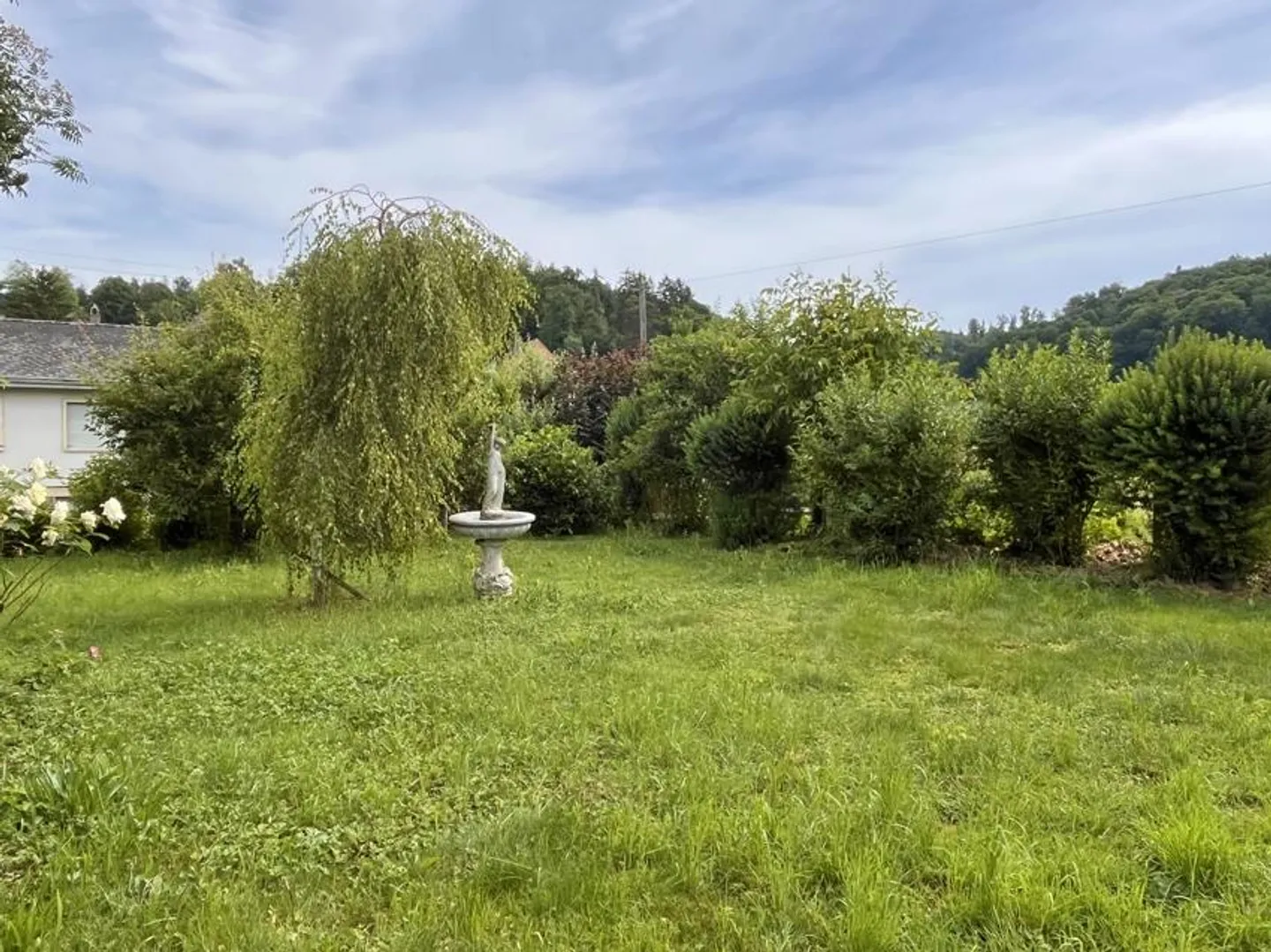 Large residential building / former restaurant with Spycher - Photo 23 of 27