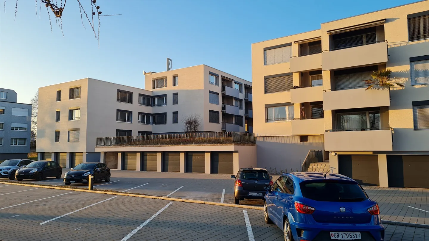Parking spaces in the Lenggis-Kempraten district - Photo 2 of 2