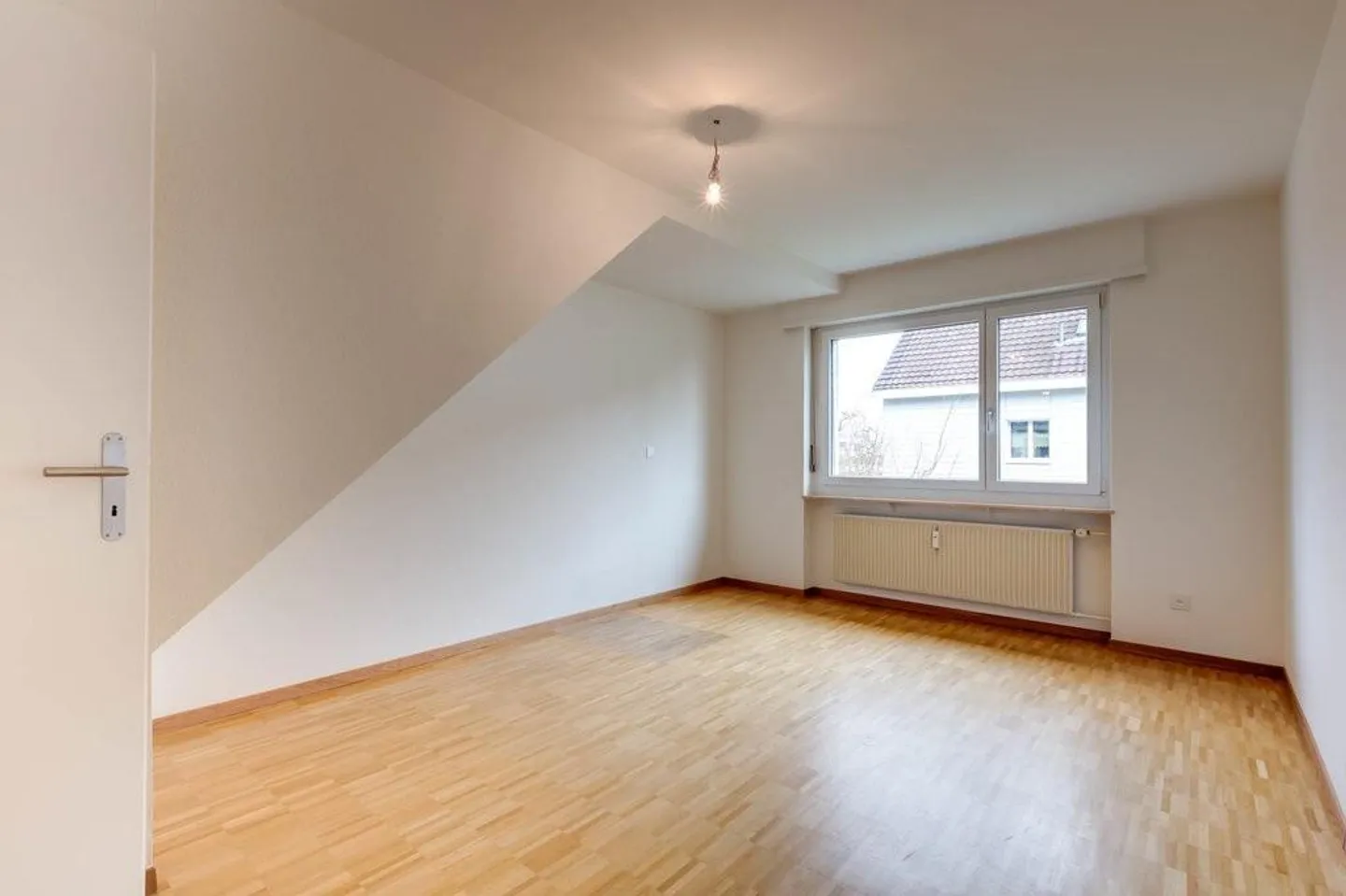 Family-friendly living on the outskirts of the city - Photo 8 of 12