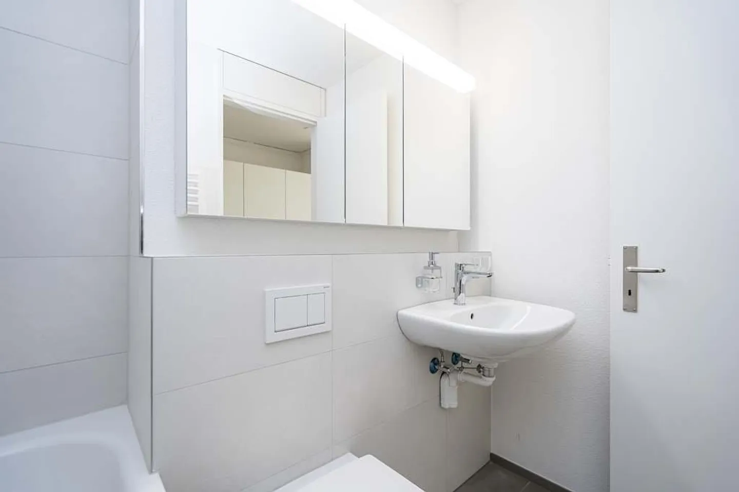 Votre Nouveau Foyer : Appartement de 3.5 Pièces Proche du Centre ! - Photo 8 sur 10
