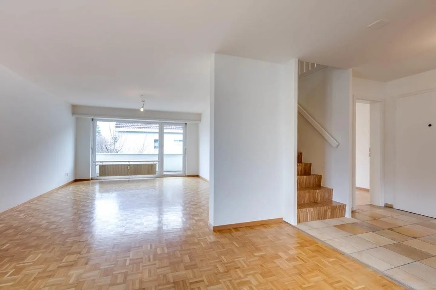 Family-friendly living on the outskirts of the city - Photo 6 of 12