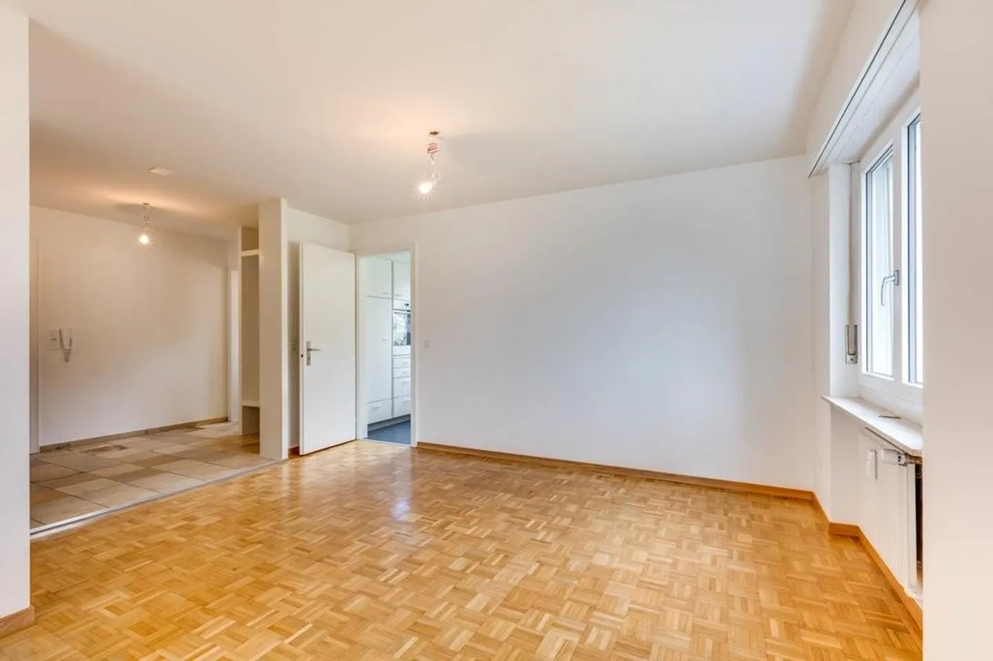 Family-friendly living on the outskirts of the city - Photo 7 of 12