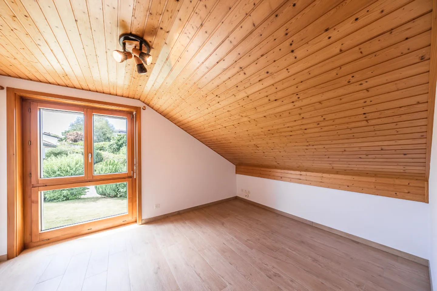 Objet rare à Bulle : maison mitoyenne de 4½ pièces avec garage - Photo 8 sur 13