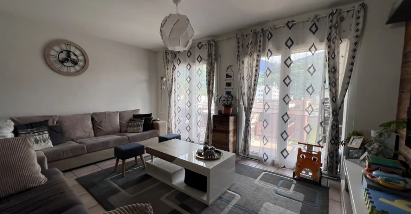 Appartement Charmant à Conthey - Photo 2 sur 7