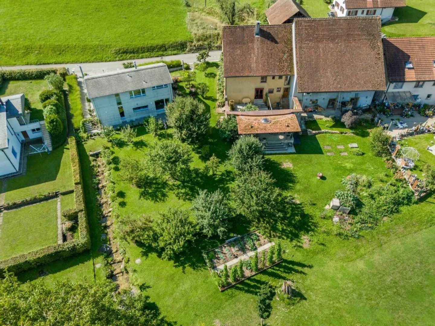 Oasi rurale: casa unifamiliare con 5 camere, sala hobby, grande garage... - Foto 2 di 21