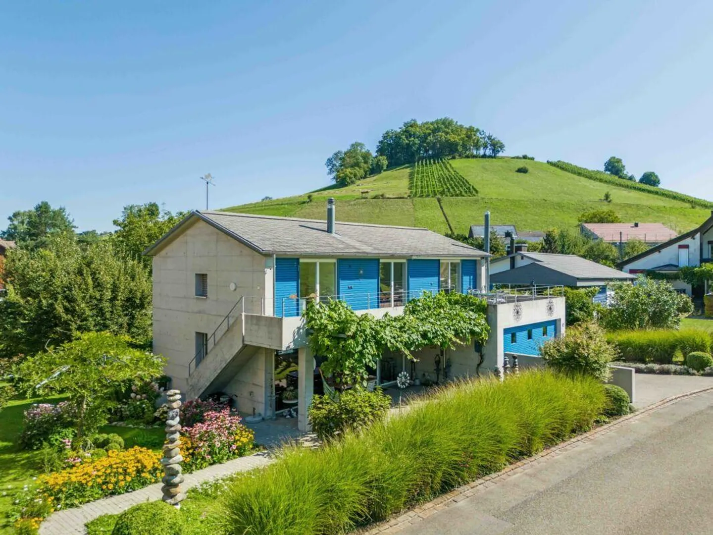 Oasi rurale: casa unifamiliare con 5 camere, sala hobby, grande garage... - Foto 1 di 21