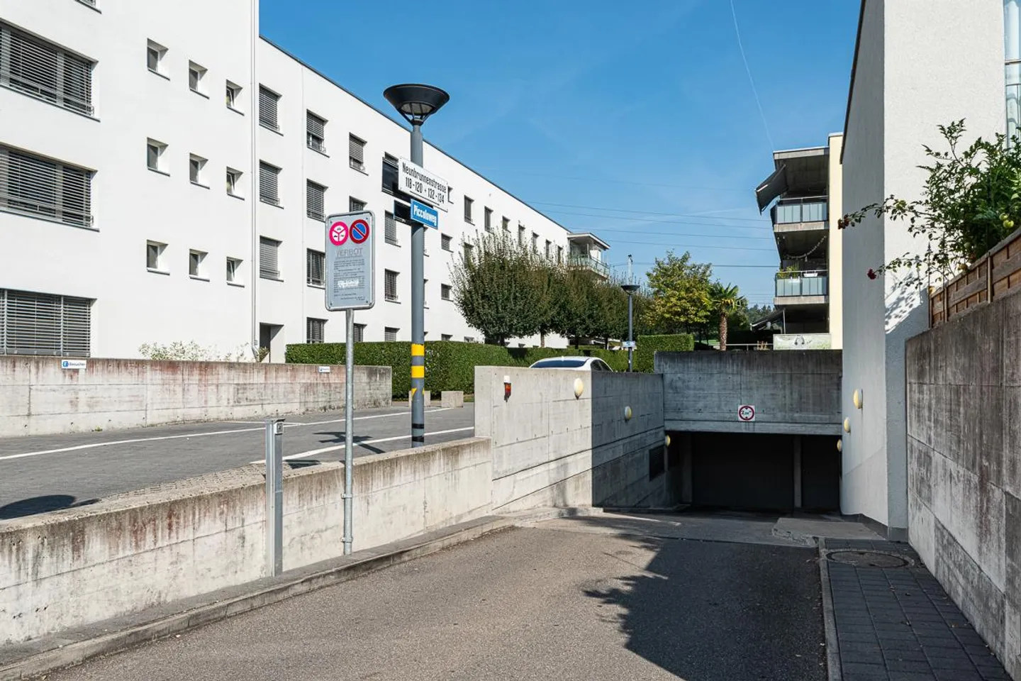 Place de parking à louer à Oerlikon/Seebach - Photo 1 sur 4