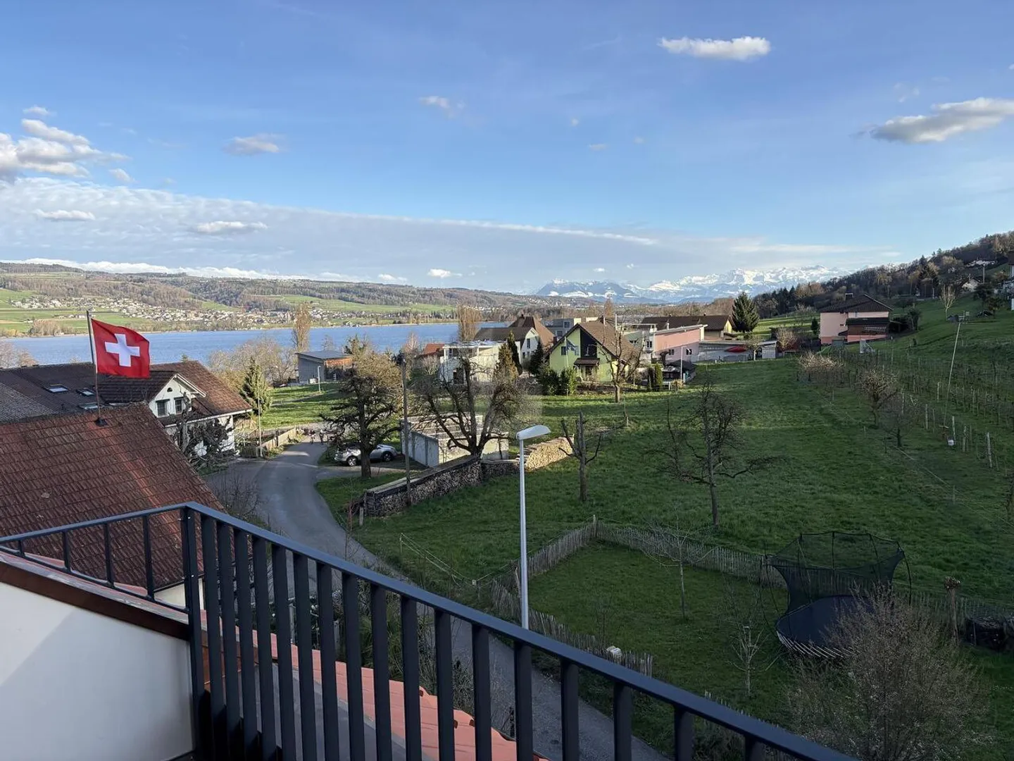 Wunderschöne Wohnung mit Seeblick - Foto 1 von 6