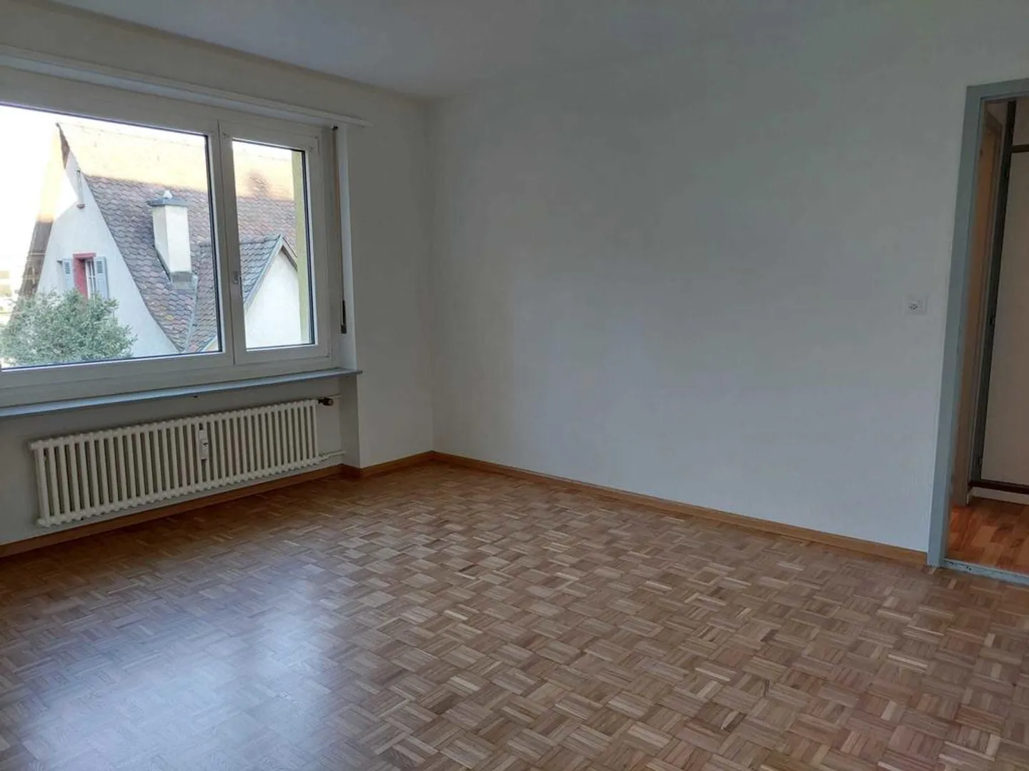 La tua nuova casa: affascinante appartamento di 4 stanze a Binningen - Foto 4 di 8