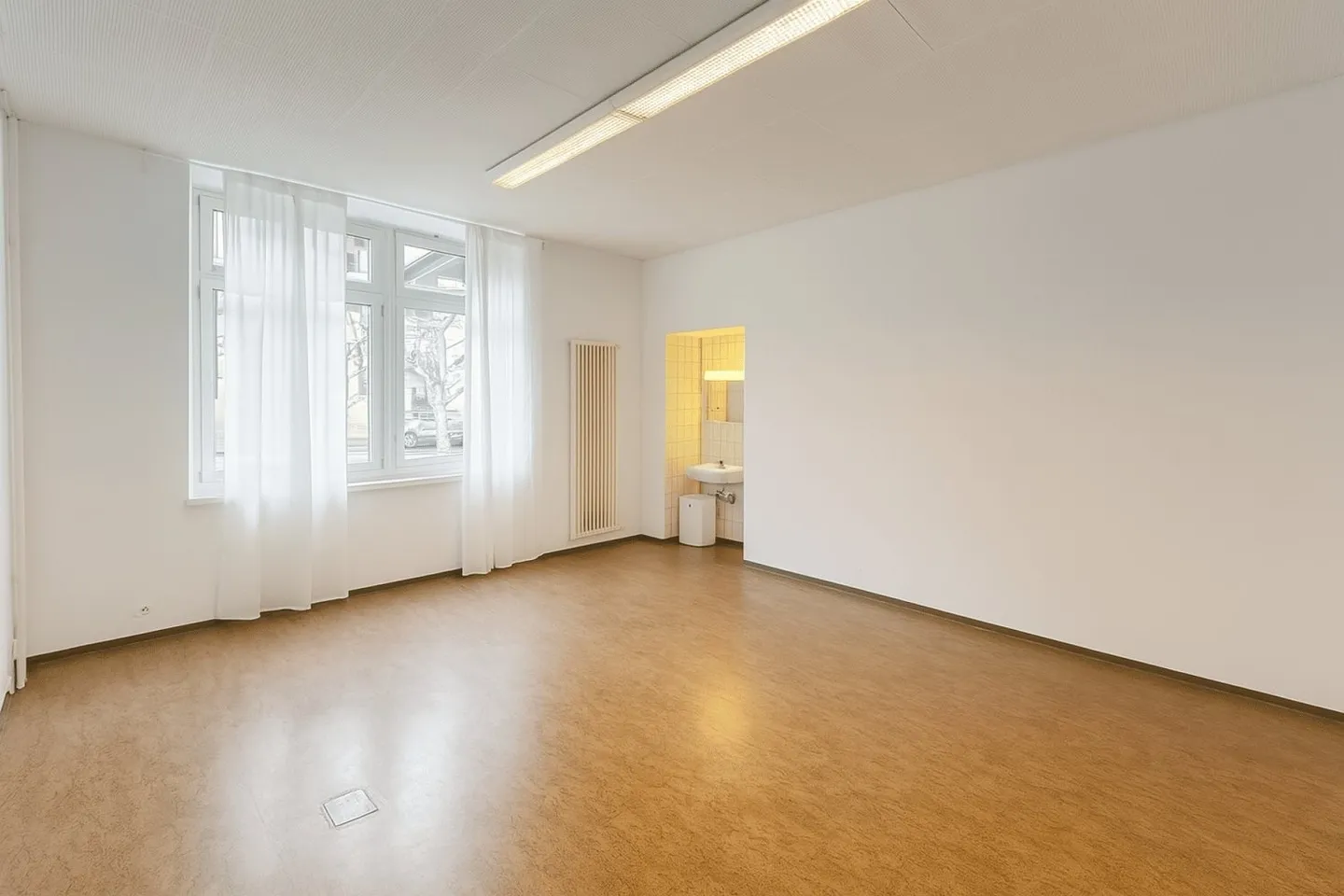 FFS Faido Station: multifunctional commercial space of approx. 132 m2 - Photo 5 of 7