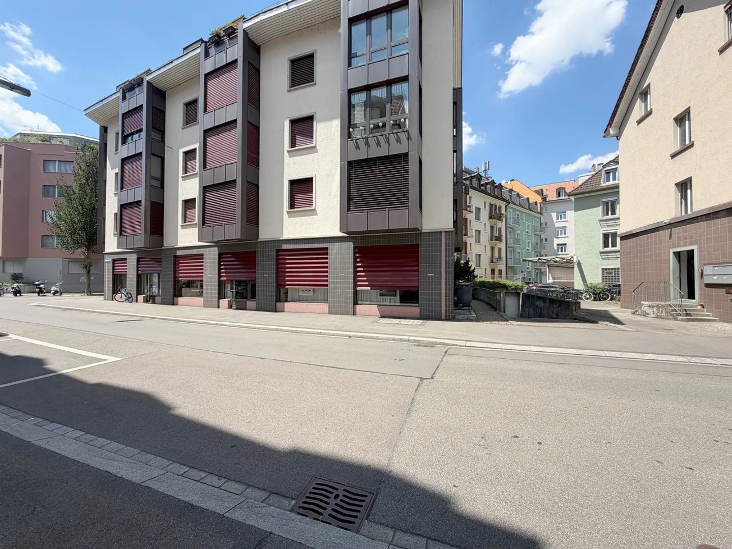 Vivre dans le quartier animé 5 - pourtant dans un quartier résidentiel calme - Photo 3 sur 8