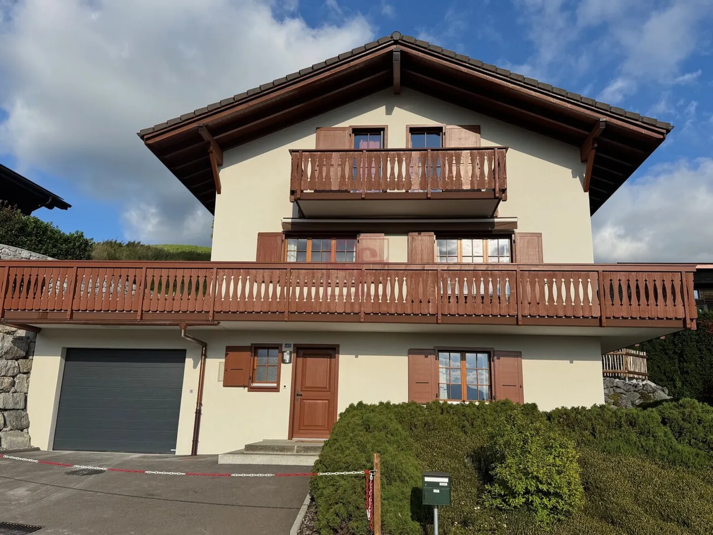 Charmey - Magnificent 5.5 room chalet - Photo 1 of 11