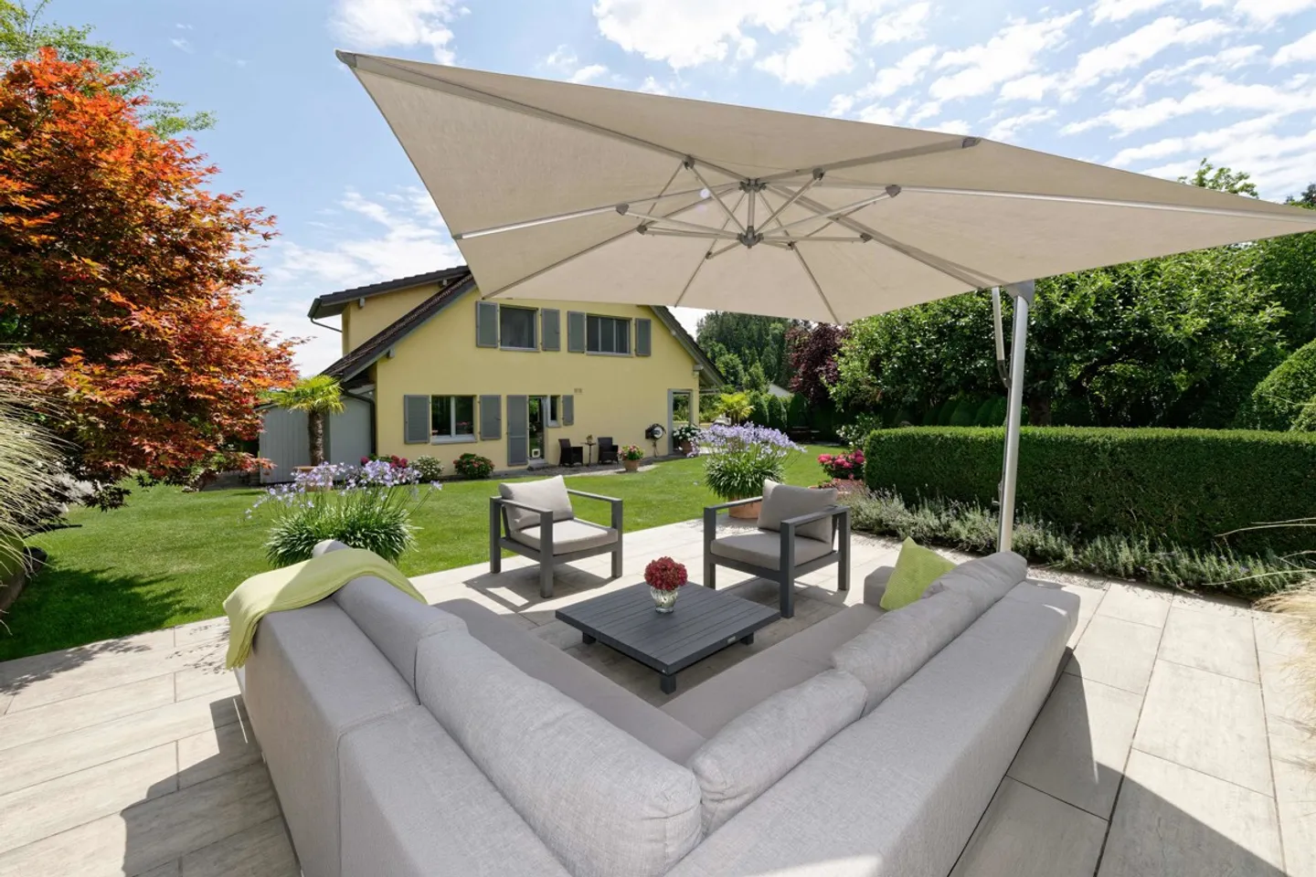 Charmantes Einfamilienhaus mit Garten - Foto 1 von 7