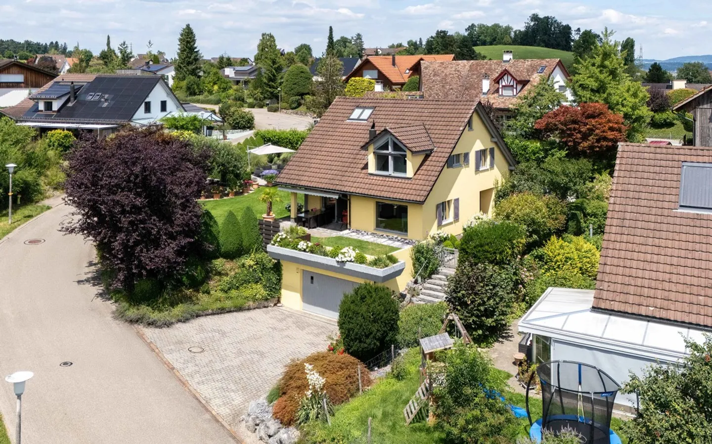 Charmantes Einfamilienhaus mit Garten - Foto 6 von 7