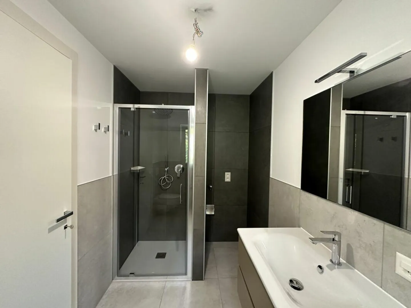 Neue und moderne 3.5-Zimmer-Wohnung, letztes Stockwerk und offene Aussicht Mendrisio Arzo - Foto 8 von 15