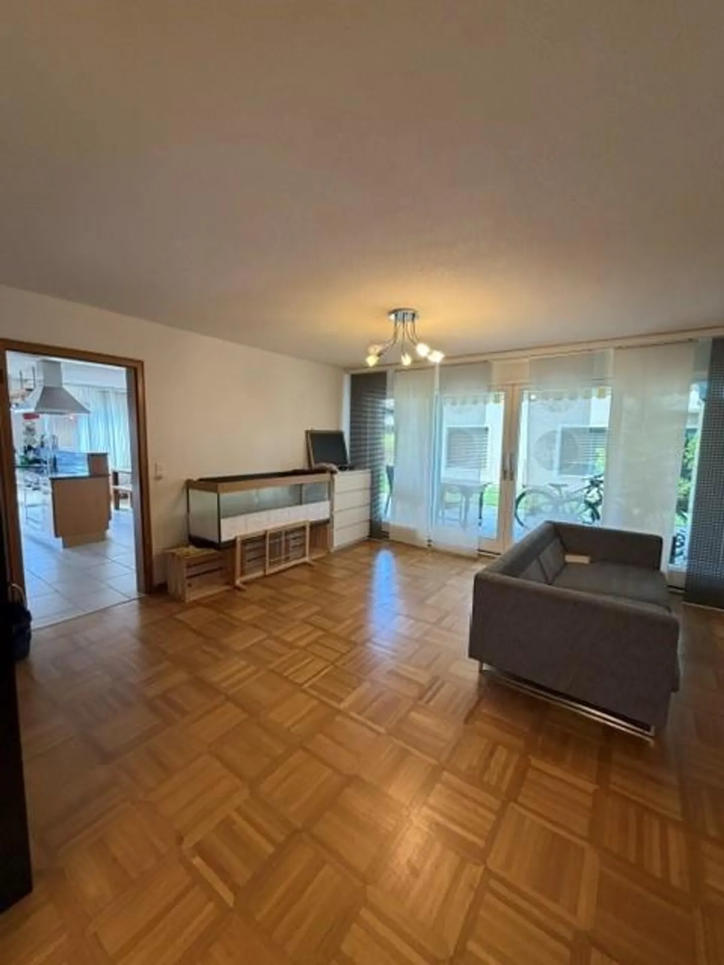 Gemütliche Wohnung mit Balkon - Foto 3 von 13