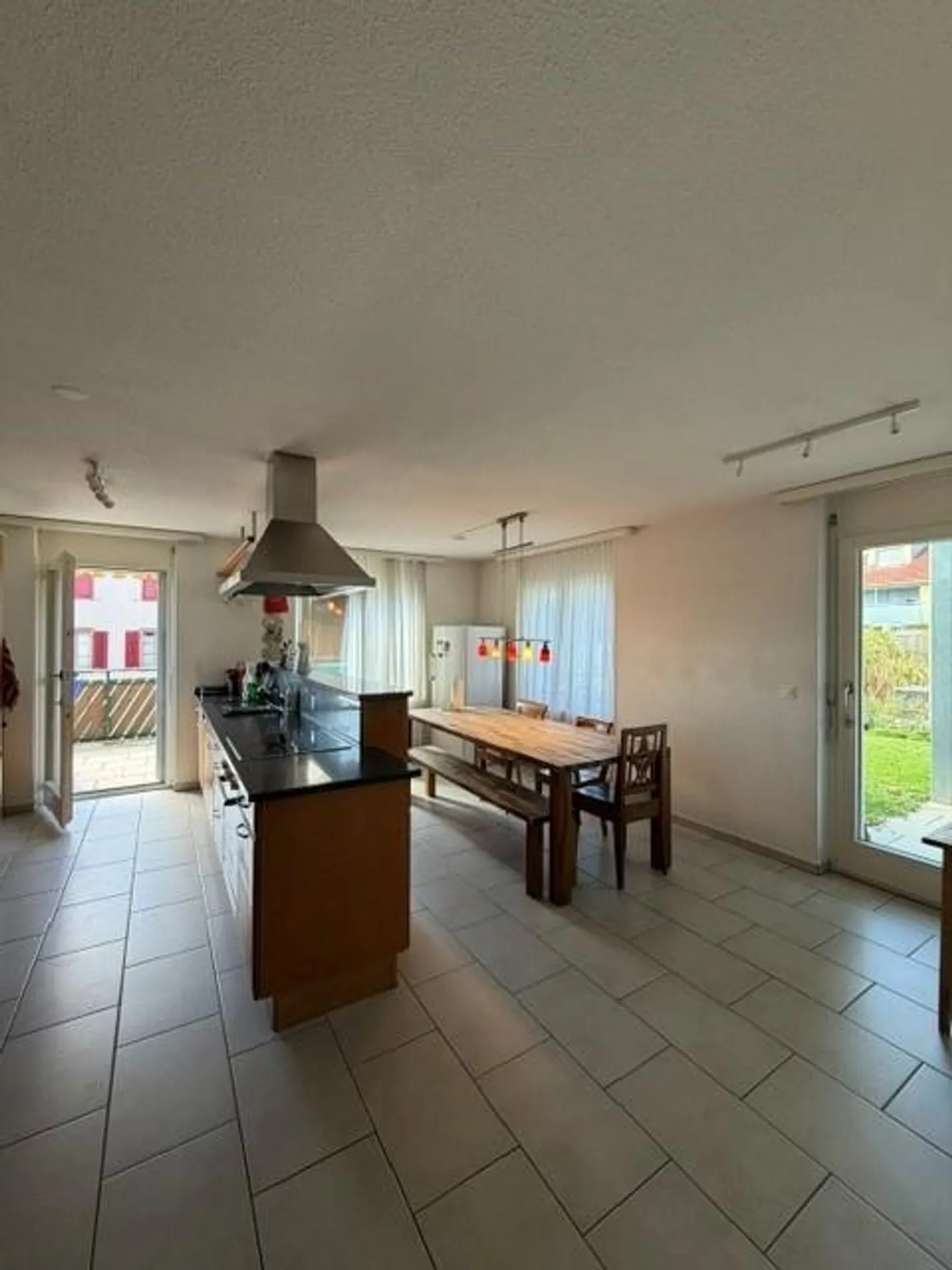 Gemütliche Wohnung mit Balkon - Foto 4 von 13