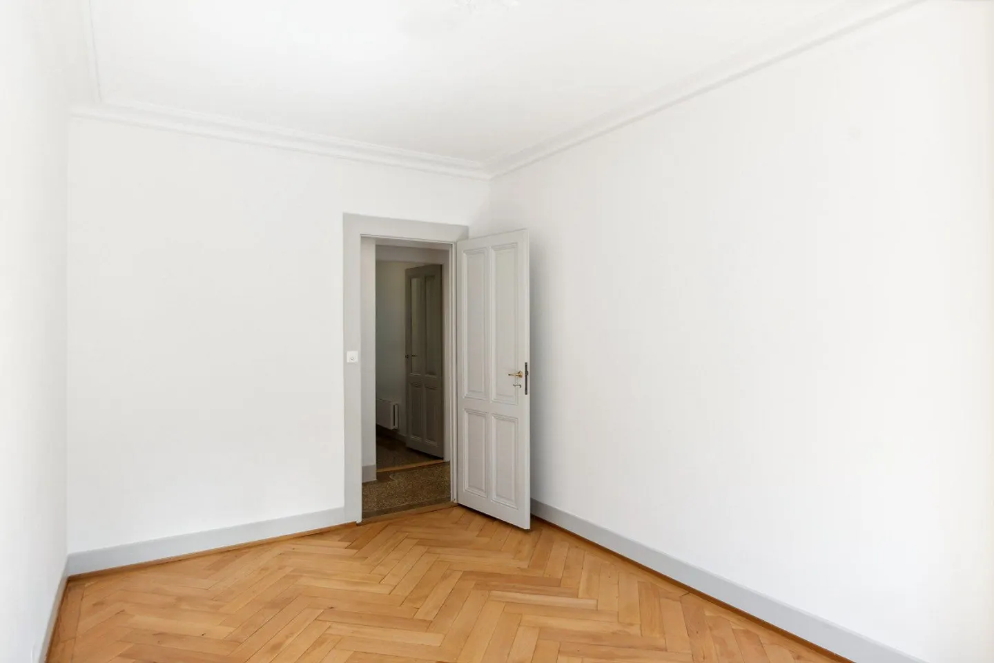Bell'appartamento di 3,5 stanze - Foto 4 di 11