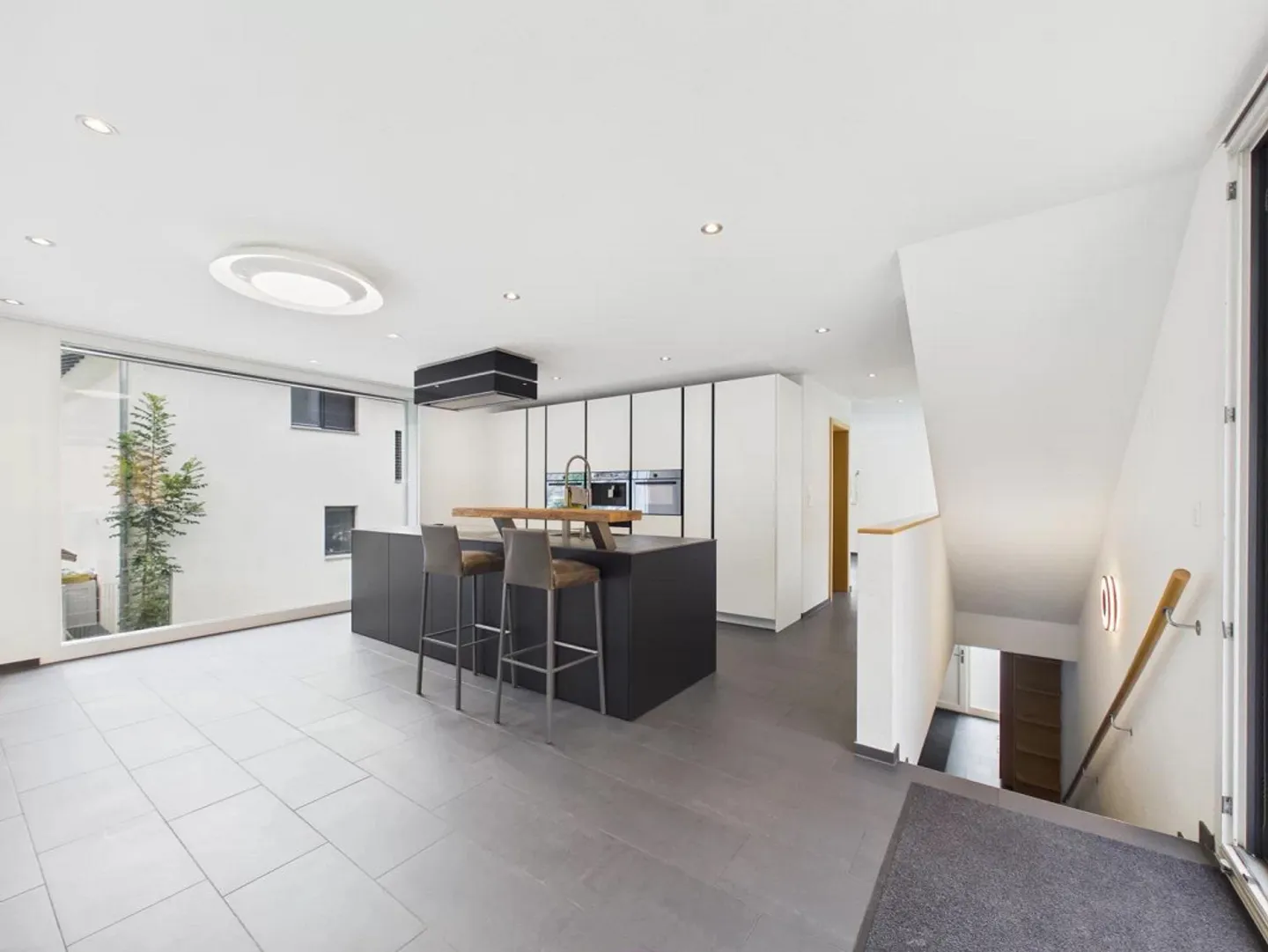 Modern Single-Family Home in Idyllic Natural Location - Photo 3 of 26