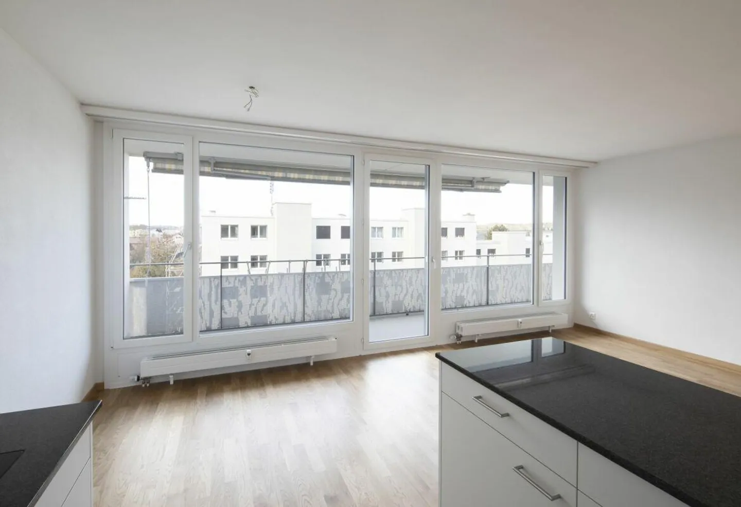 Appartamento ristrutturato di 4,5 locali a Urtenen-Schönbühl - Foto 2 di 11