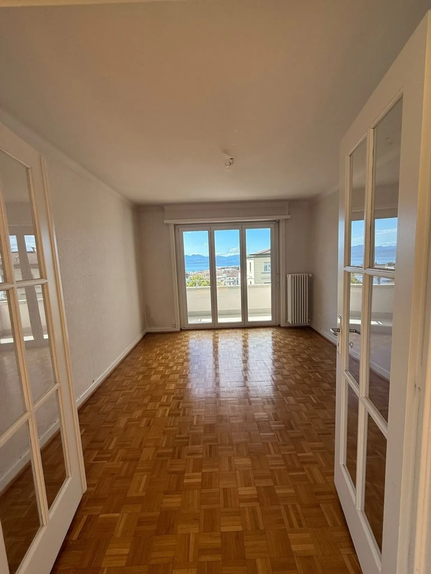Bell'appartamento con una vista magnifica sul lago - Foto 7 di 9