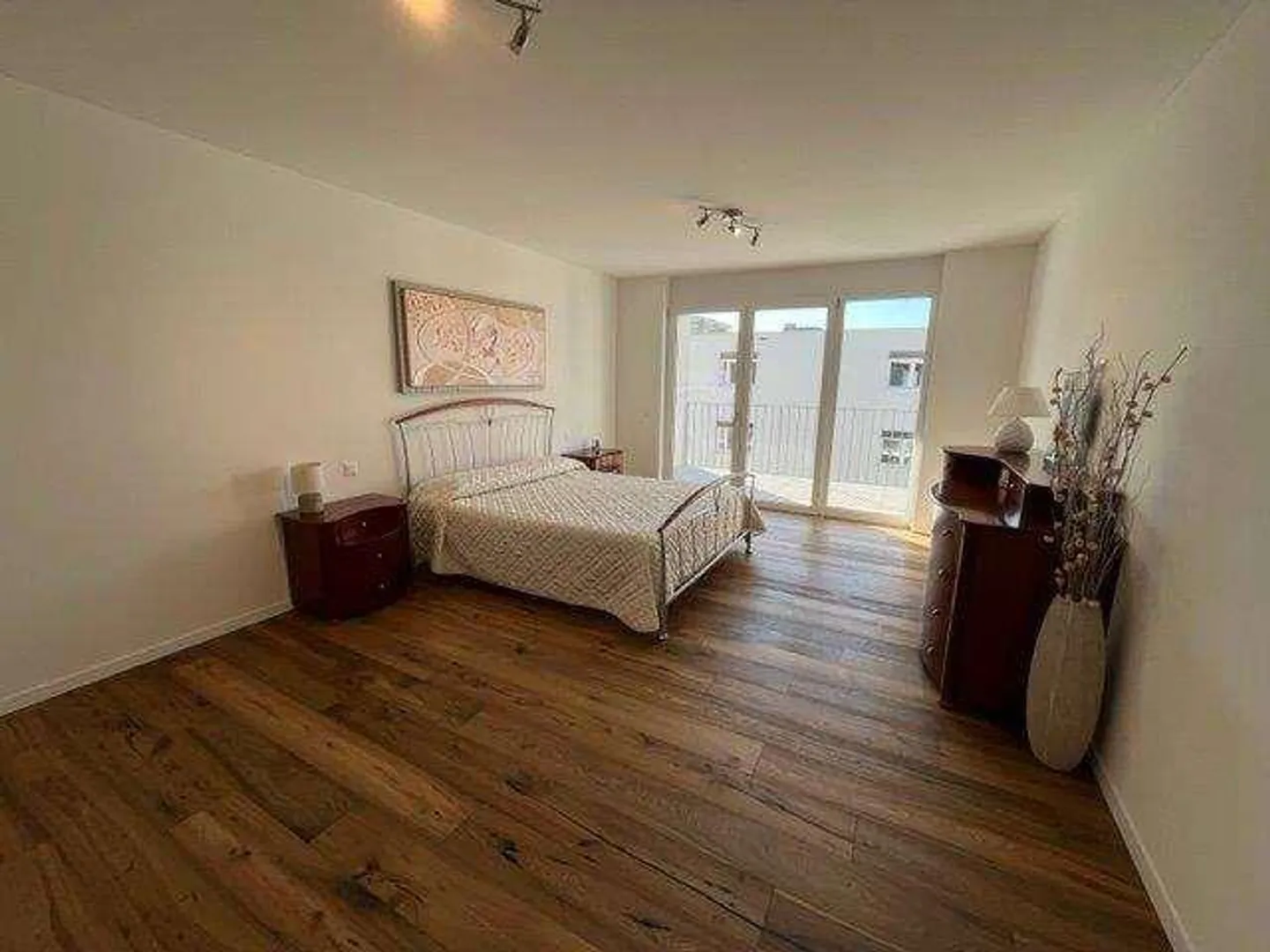 MENDRISIO : Penthouse de 2,5 pièces de haut standing avec terrasse - Photo 6 sur 8