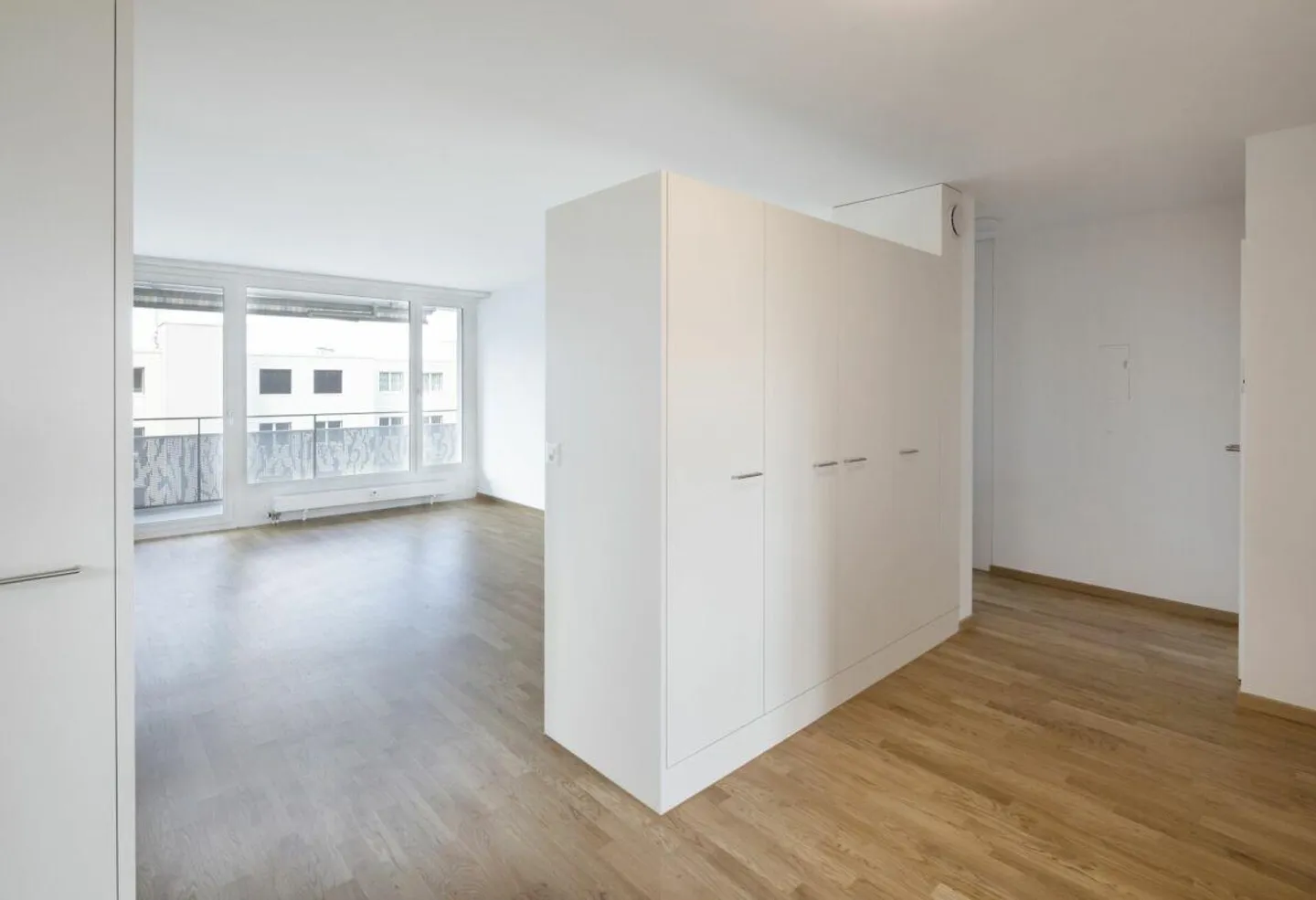 Appartamento ristrutturato di 4,5 locali a Urtenen-Schönbühl - Foto 4 di 11