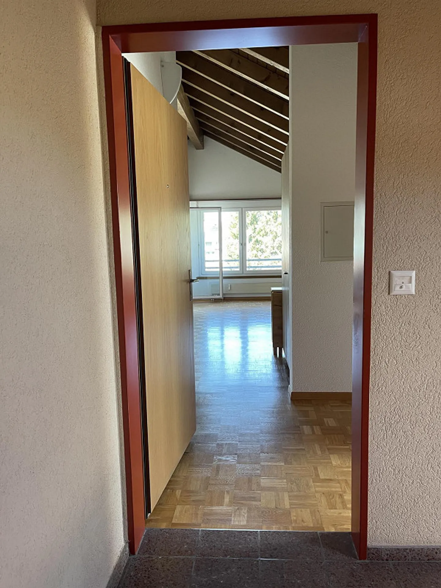 Appartamento attico di 3 stanze con balcone - Foto 7 di 12