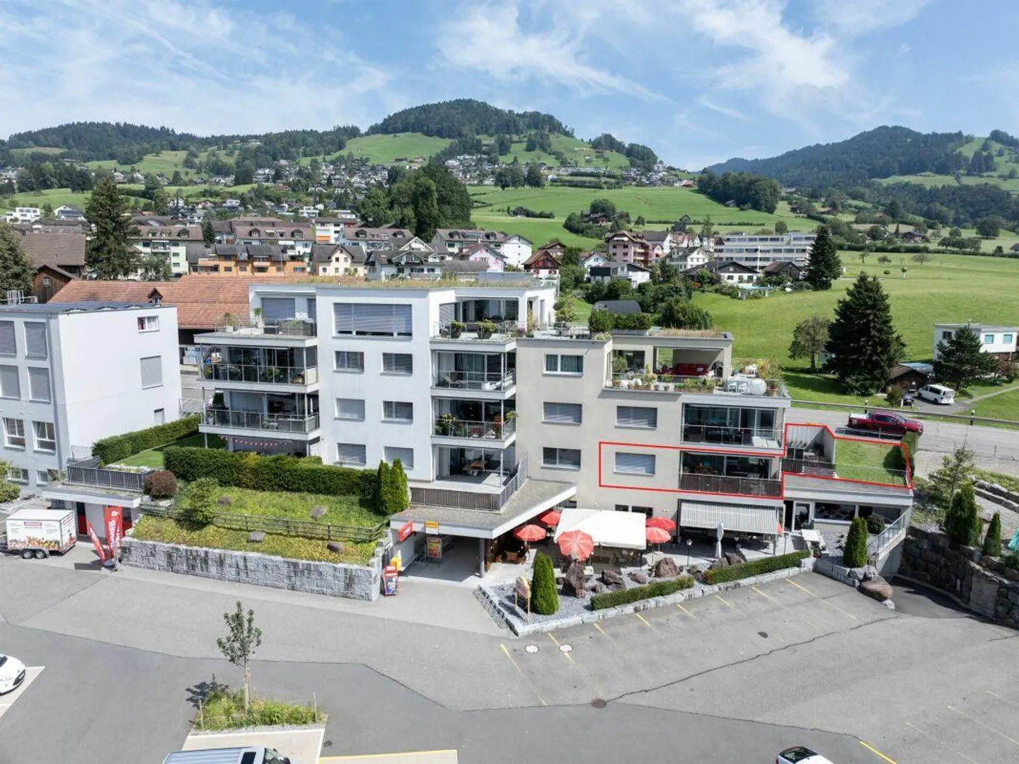 Modern 4.5 Room Apartment in Gommiswald - Photo 1 of 7