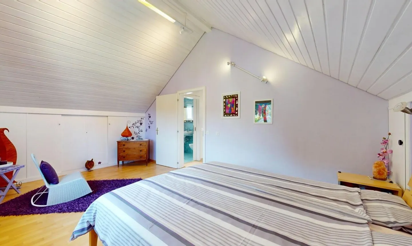 A family home bathed in light, between Fribourg and Payerne - Photo 10 of 13