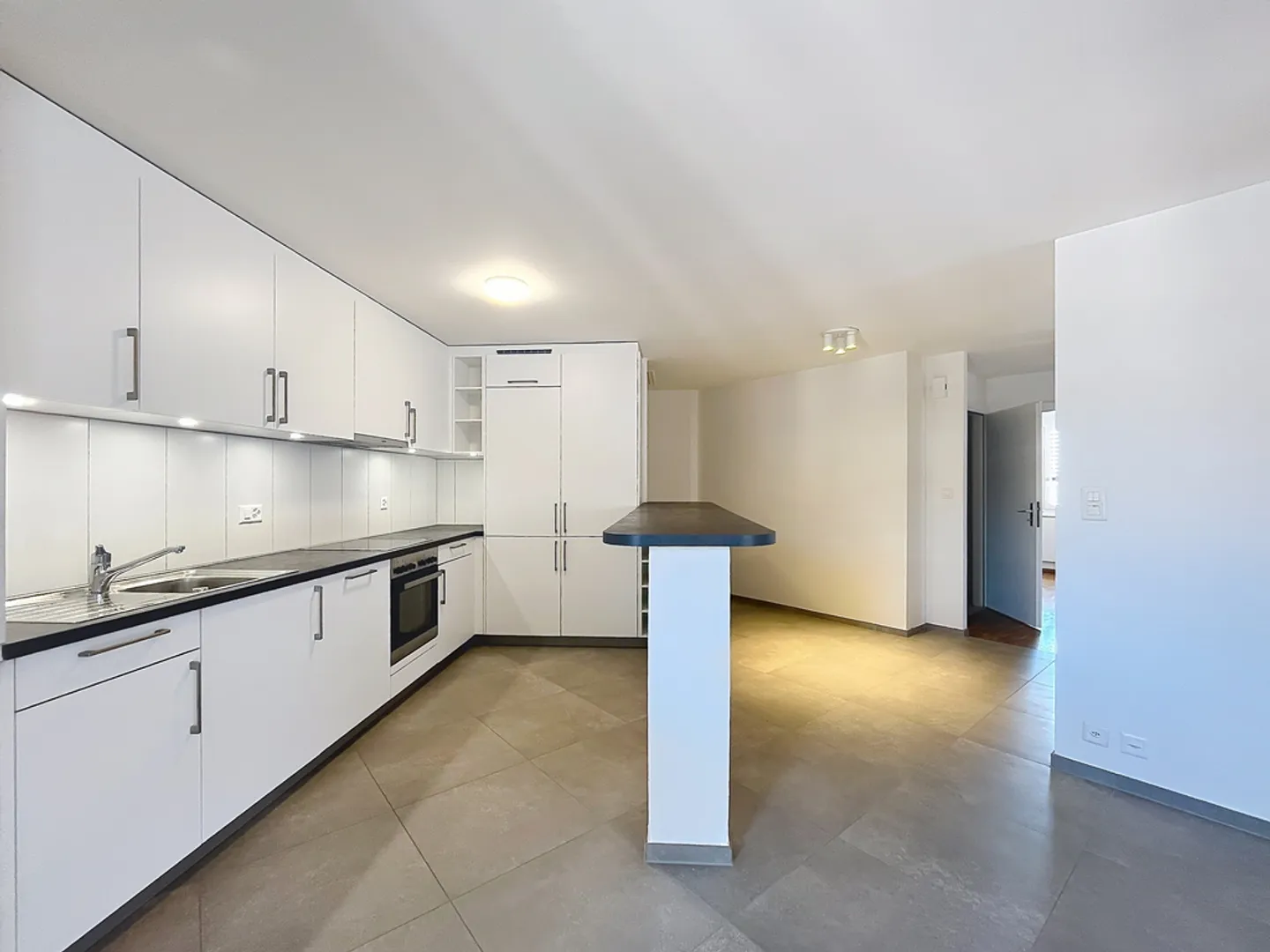 4,5-Zimmer-Wohnung - Foto 2 von 12