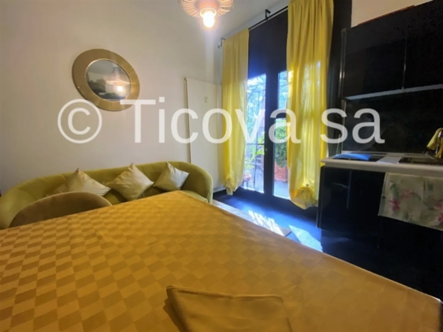 Appartement dans un contexte prestigieux - Photo 2 sur 10