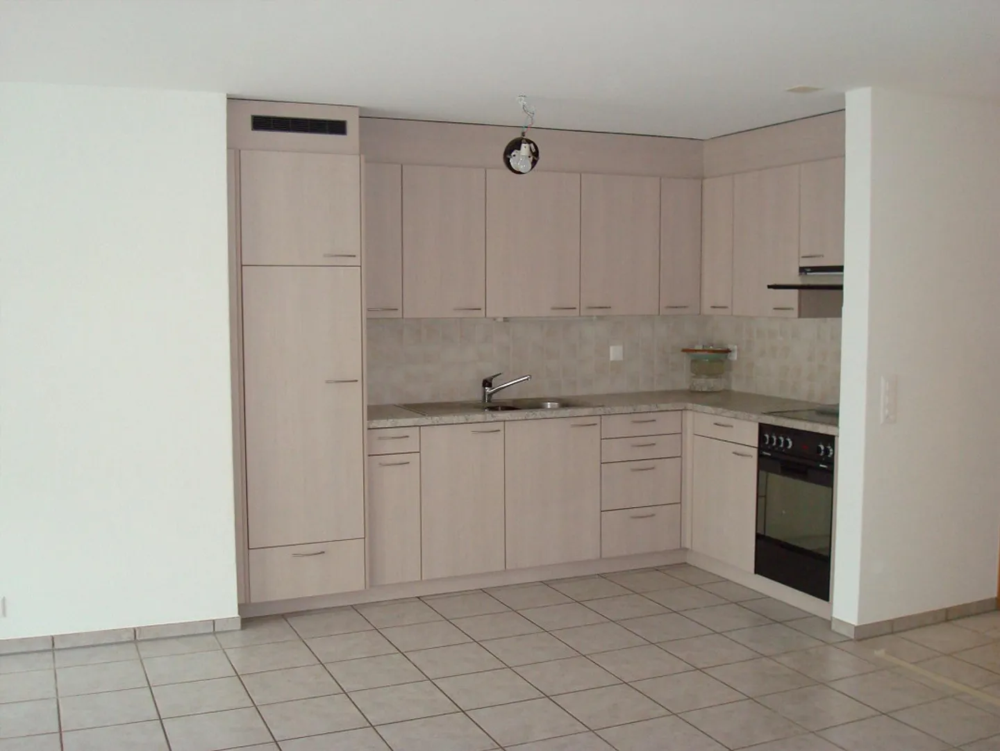 Appartamento 1,5 locali incluso posto auto - Foto 2 di 5