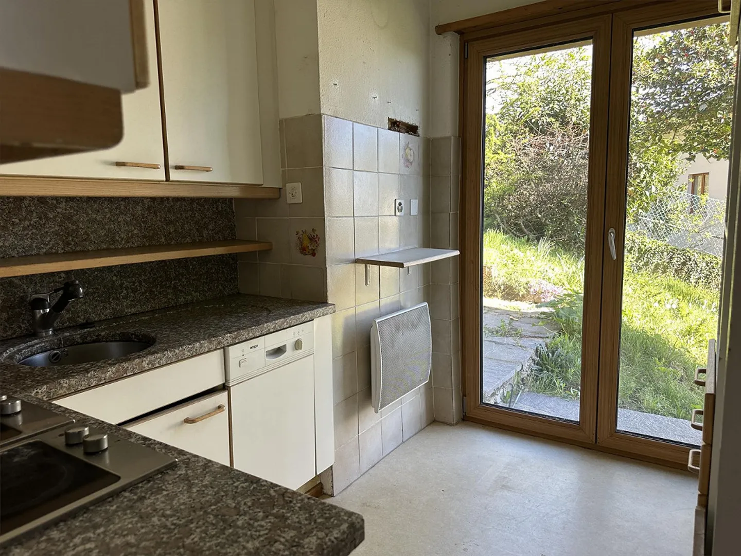 Una casa vacanze unica e un'opportunità: villa panoramica con potenziale infinito - Foto 6 di 12