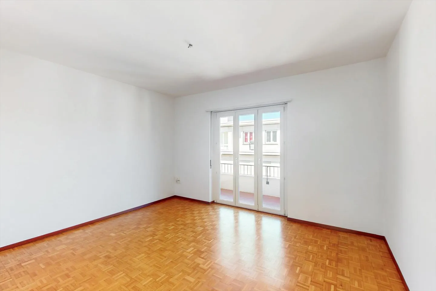 «Affittasi 4.5 locali al 2° piano con balcone» - Foto 3 di 10