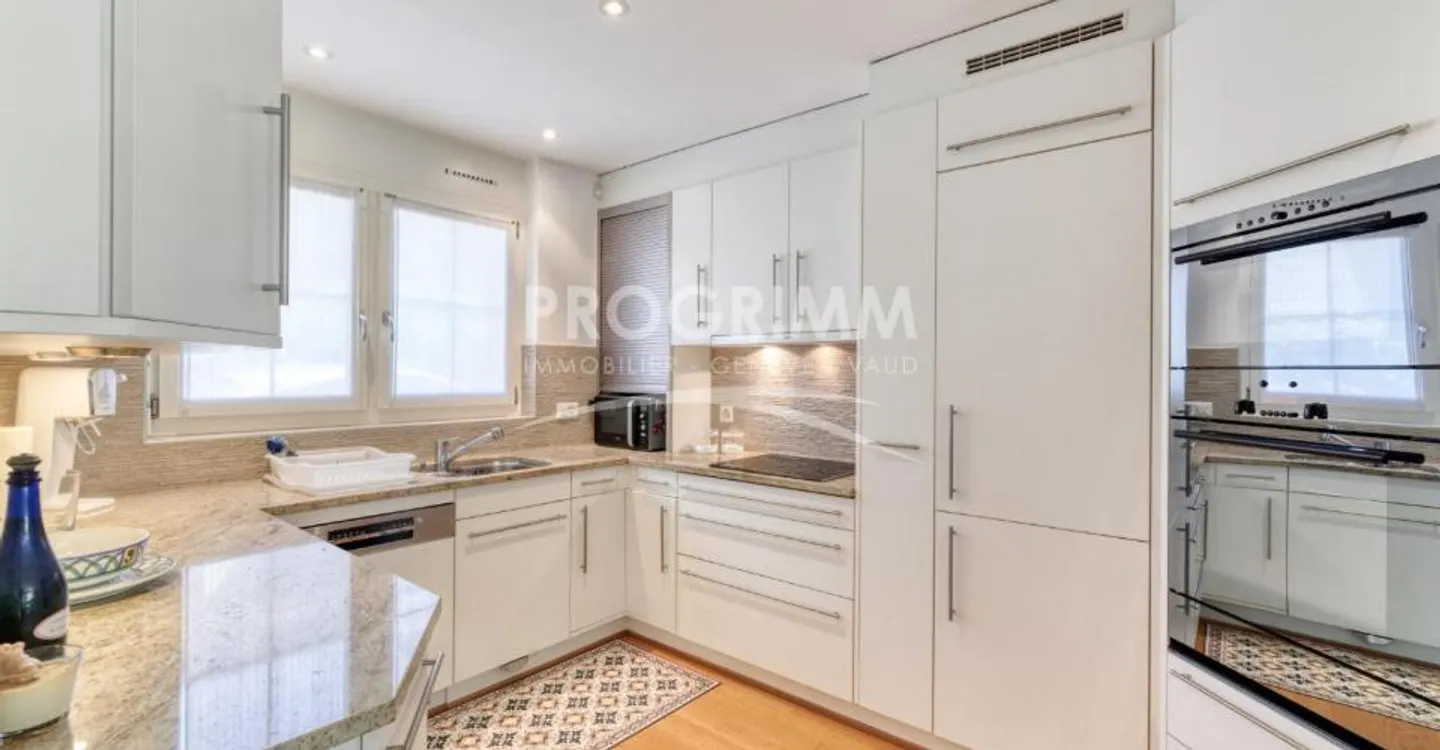 Esclusivo - Casa con 3 camere da letto e garage - Grande stanza nel seminterrato - Giardino - Foto 7 di 10