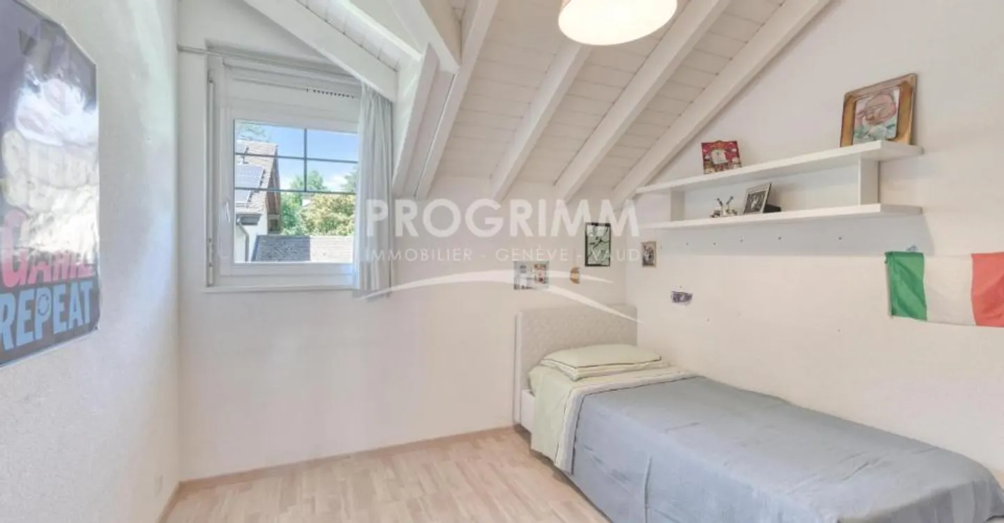 Esclusivo - Casa con 3 camere da letto e garage - Grande stanza nel seminterrato - Giardino - Foto 8 di 10