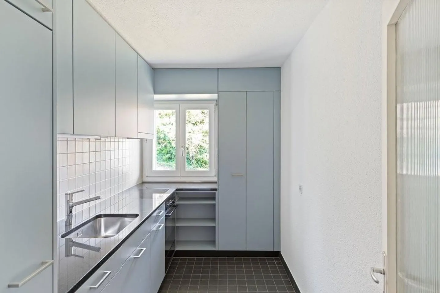 LOUER SANS CAUTION - Vivre au cœur de Horgen - Photo 2 sur 7