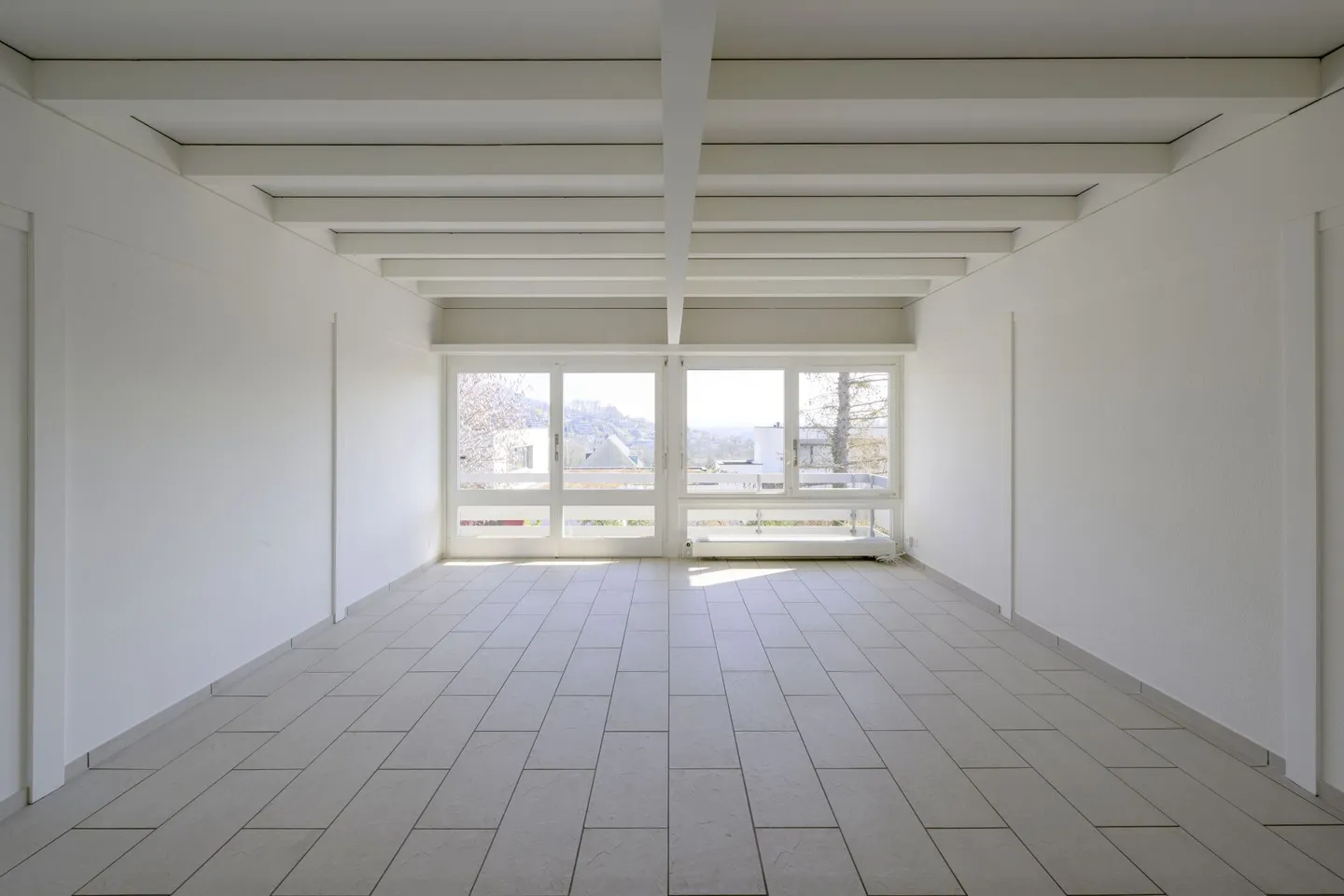 Maison individuelle avec jardin dans un emplacement calme à Küttigen - Photo 2 sur 12