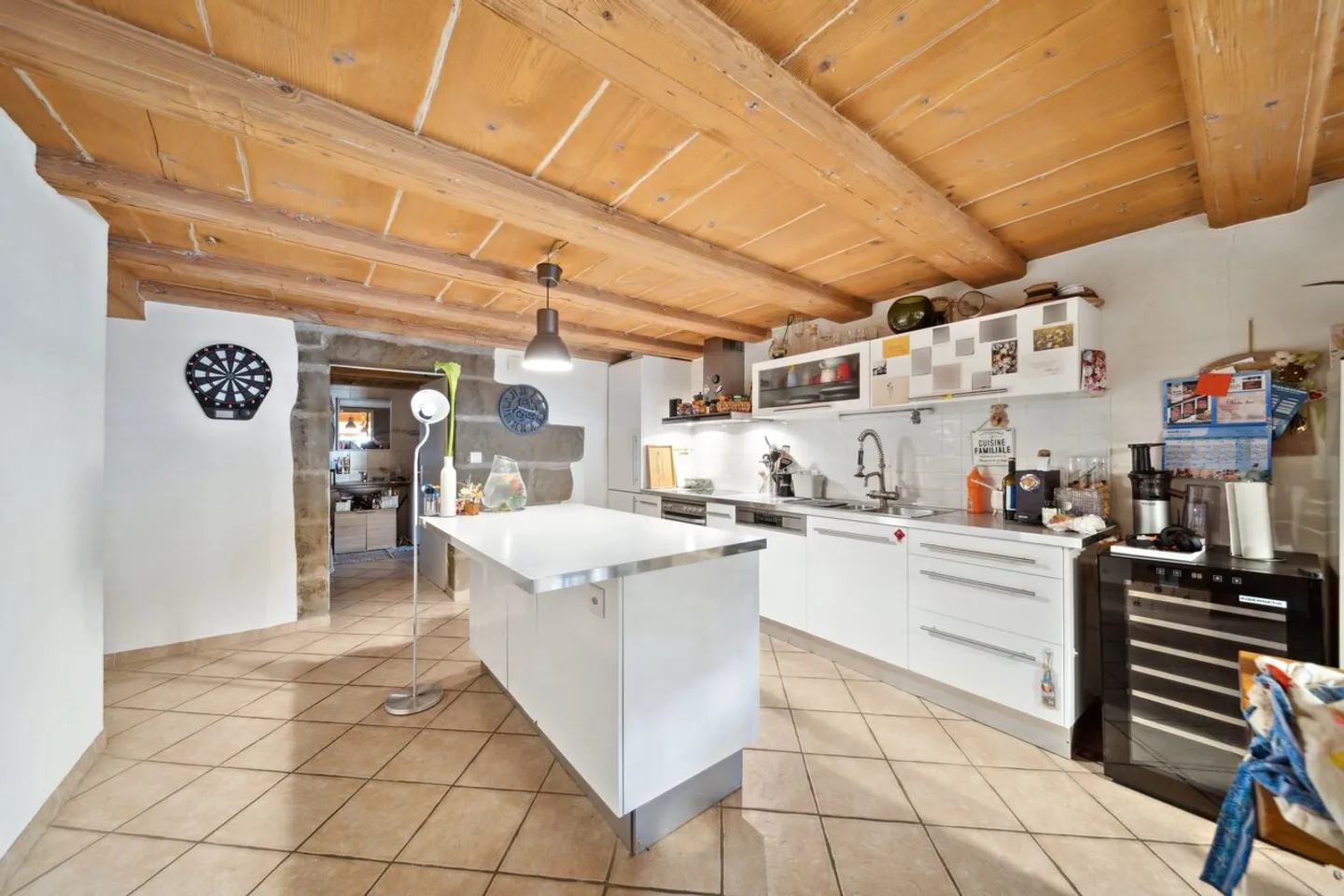 Rental property in Lucens with preserved industrial charm - Photo 3 of 12