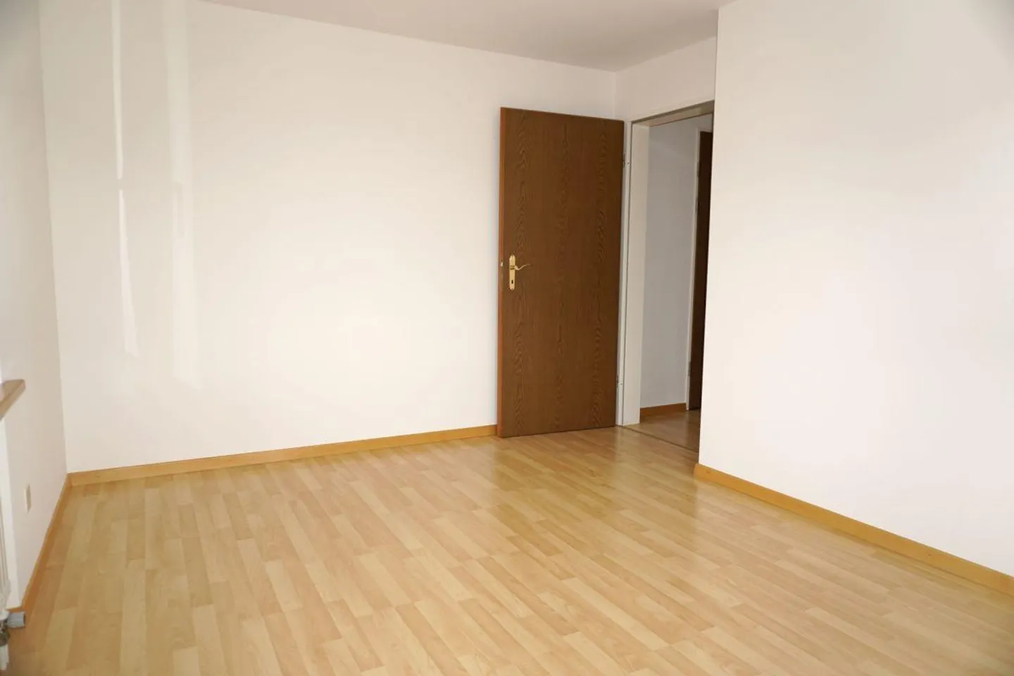 Ruhig, zum wohlfühlen & preiswert - mit Balkon! - Foto 10 von 13