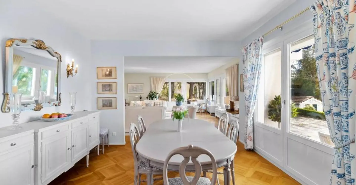 Renoviertes Familienhaus in Epalinges - Foto 8 von 12