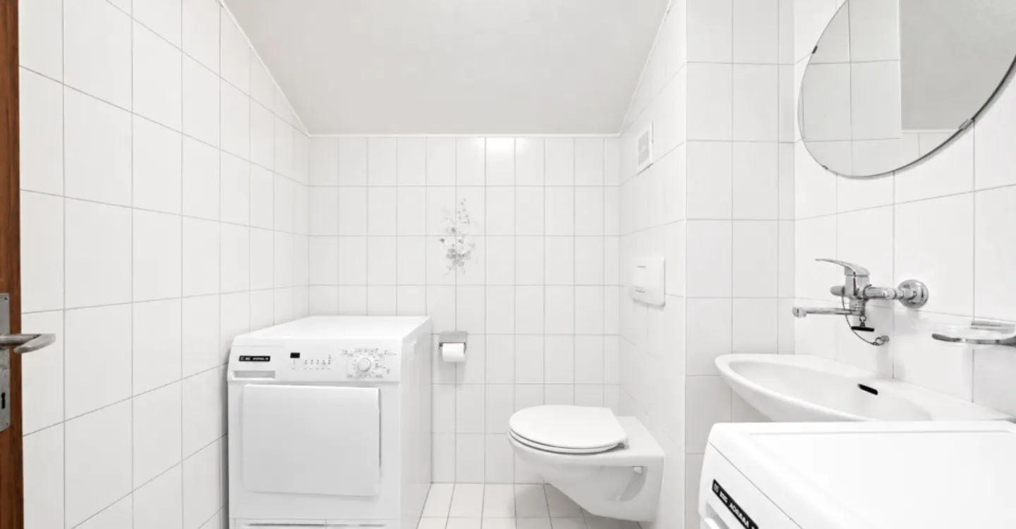 3,5-Zimmer-Wohnung mit herrlichem Blick auf den See und die Berge! - Foto 6 von 10